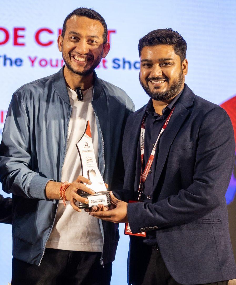Recognised on stage with the BUSINESSGARH award